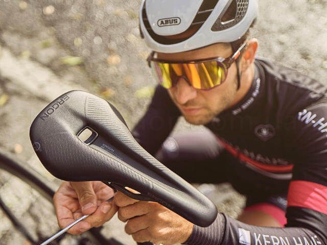 Седло Ergon SR Pro Carbon Men M/L stealth