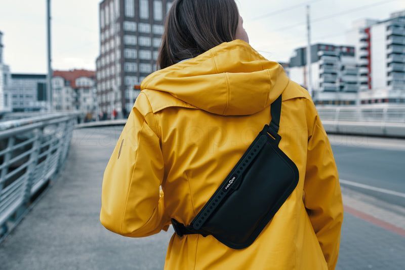 Гермочохол на пояс FIDLOCK sling bag [black]