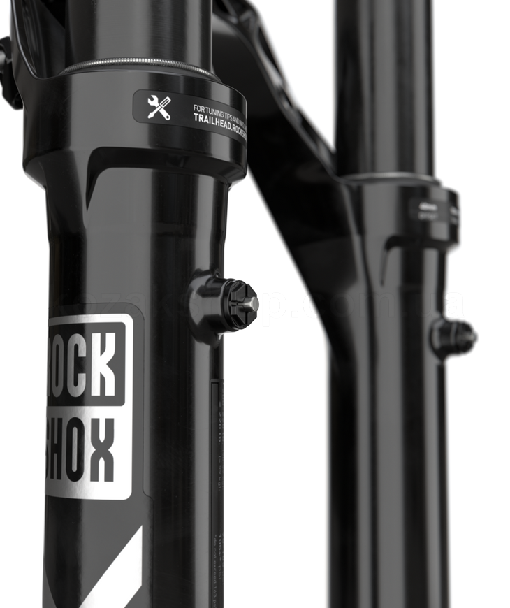 Вилка RockShox Lyrik Ultimate Charger 3 RC2 - Crown 27.5" Boost™ 15x110 160mm Gloss Black Alum Str Tpr 37offset DebonAir+ (includes Bolt On Fender,2 Btm Tokens, Star nut & Maxle Stealth) D1