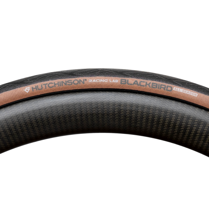 Покришка Hutchinson BLACKBIRD Allseason 700х28 Polyamide / Gridskin Mach Tread 3.0 / Safetread 127tpi Tubeless Ready / Hookless Складана Black