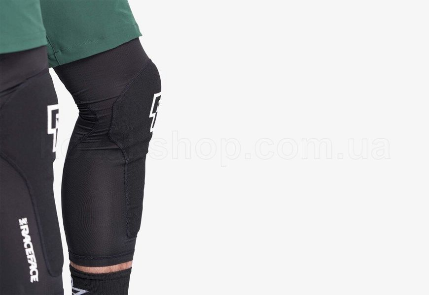 Защита коленей Race Face Charge Knee-Stealth-Medium