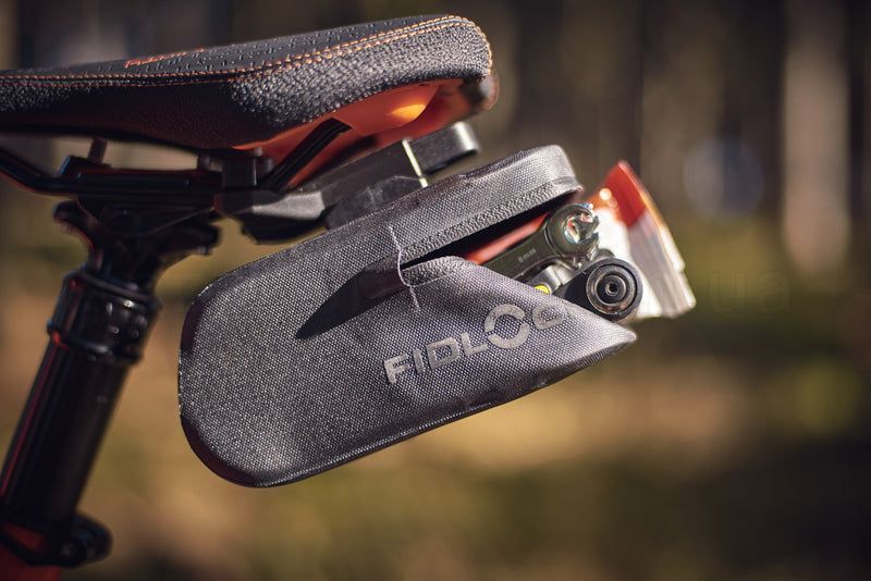 Подседельная сумка FIDLOCK PUSH saddle bag 600 [black]