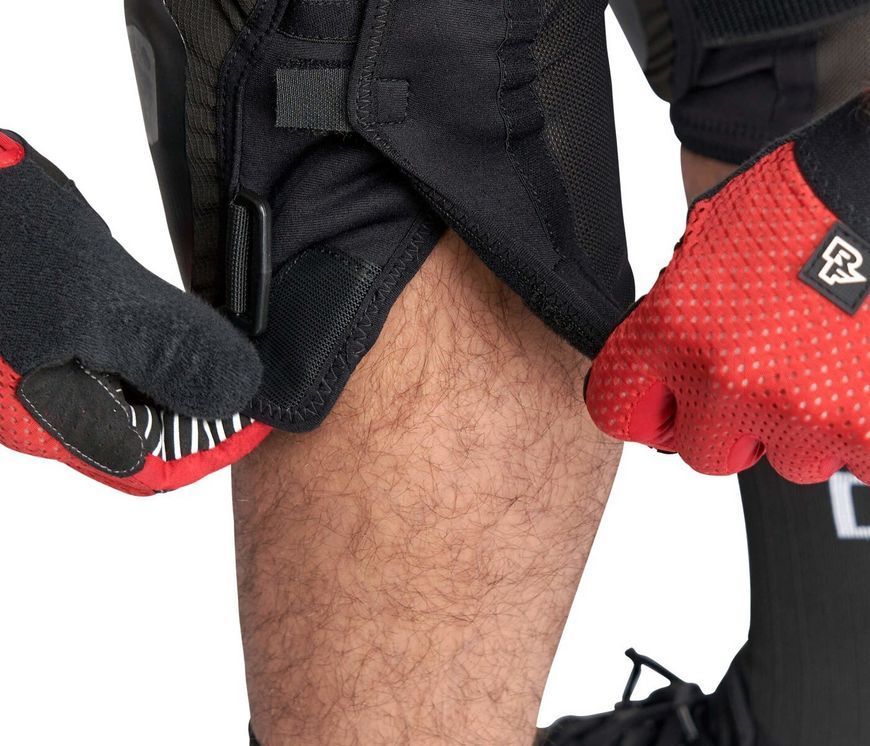 Защита коленей Race Face Roam Knee-Stealth-XSmall