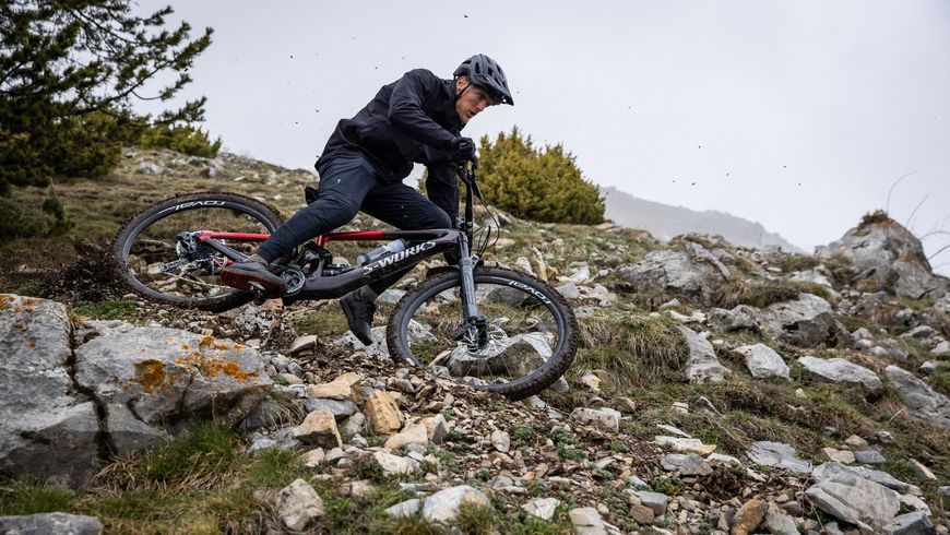 Велокуртка Specialized TRAIL NEOSHELL RAIN JACKET MEN [BLK] - S (64421-9202)