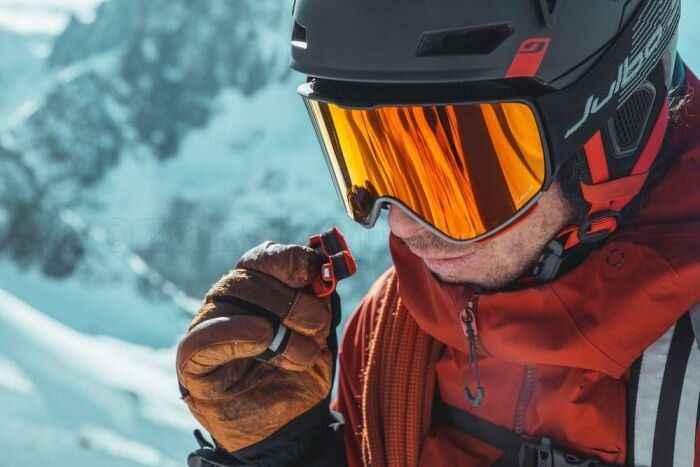 Маска Julbo QUICKSHIFT black-red Reactiv Performance 1-3 HCR