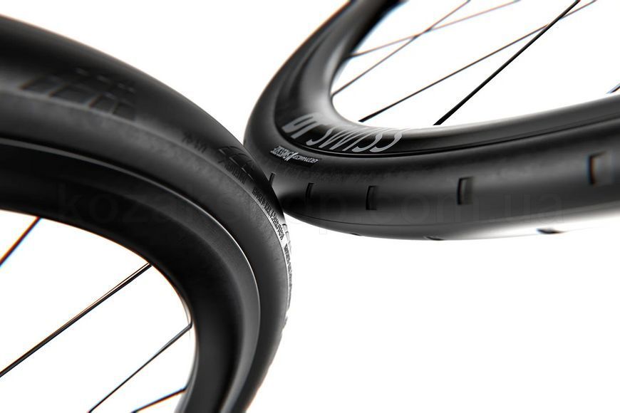 Колесо заднее DT Swiss ER 1600 Spline 700C Center Lock 30 12/142 Shimano SL