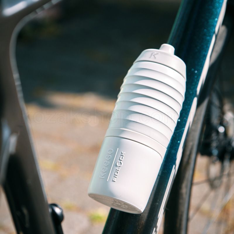 Фляга FIDLOCK TWIST x KEEGO bottle 600 + bike base [white]
