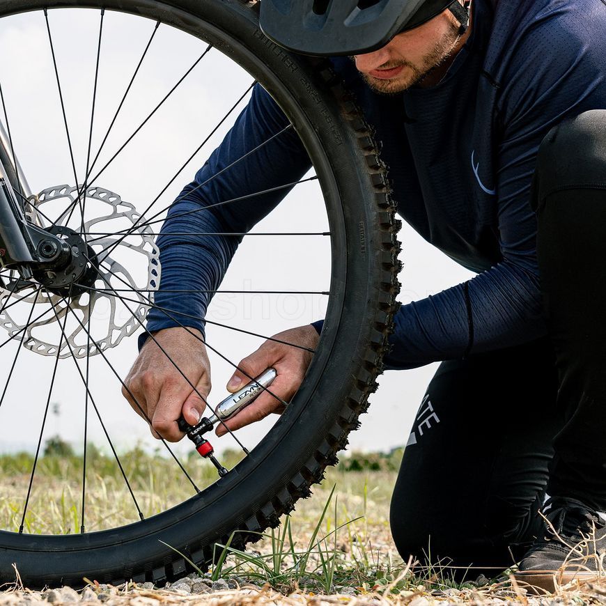 Насос CO2 Lezyne CLIK DRIVE CO2 WITH 20G CARTRIDGE