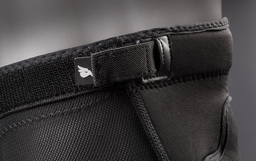 Захист колін Bluegrass Solid Knee Pad - XS