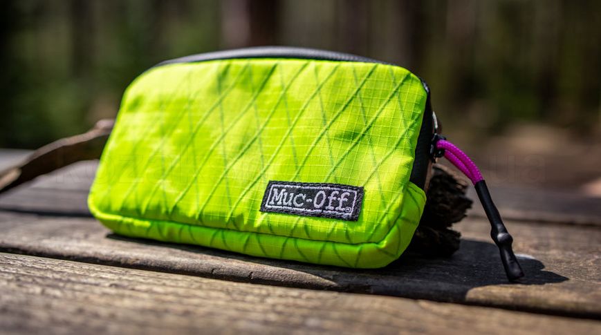 Гаманець водозахисний MUC-OFF Rainproof Essentials Case - Hi-Vis