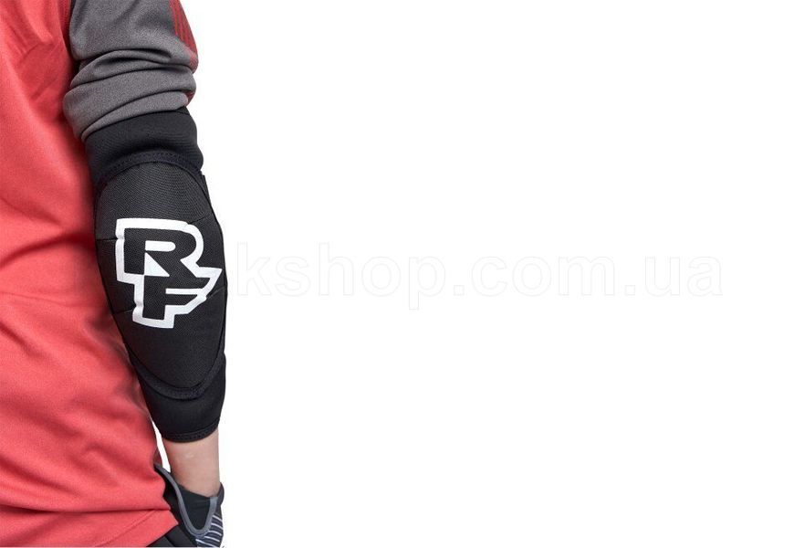 Защита локтя детская Race Face SENDY ELBOW-STEALTH-S/M