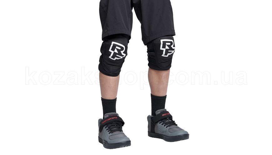 Защита колена детская Race Face SENDY KNEE-STEALTH-S/M
