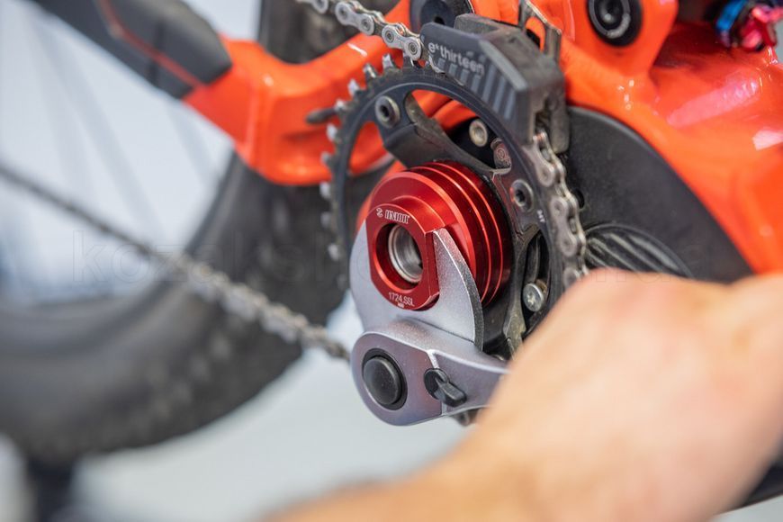 Знімач стопорного кільця зірки Unior Tools для Shimano STEPS lockring tool