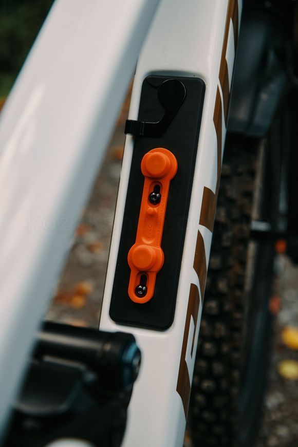 Магнітне кріплення на раму FIDLOCK TWIST bike base [orange]