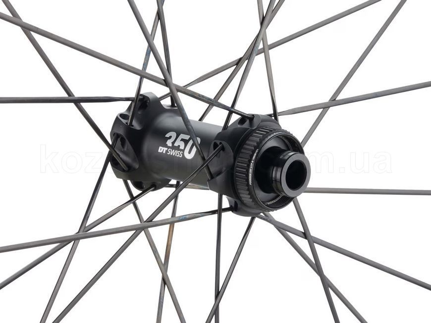 Колесо переднее DT Swiss GR 1600 SPLINE 700C CL 25 12/100